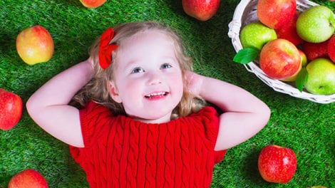 ילדה, סל תפוחים, ראש השנה, חגי תשרי
